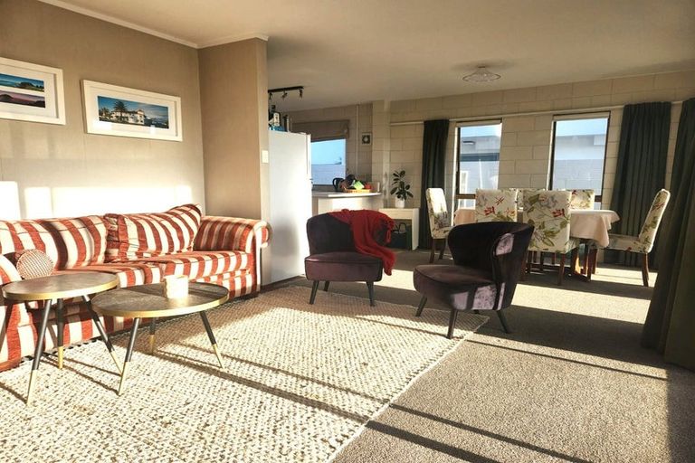 Photo of property in 90b Marine Parade, Mount Maunganui, 3116