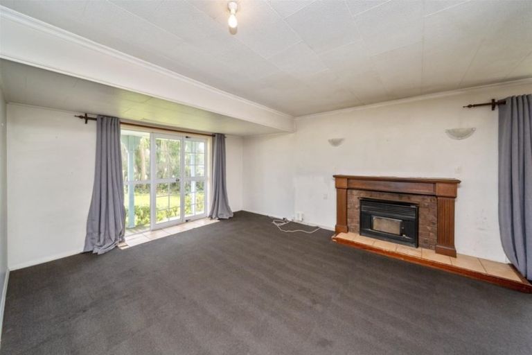Photo of property in 160 Waihi Road, Hawera, 4610