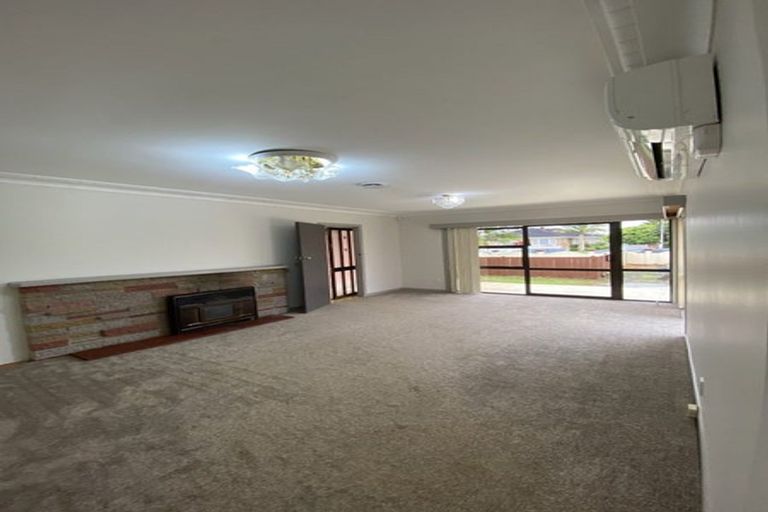 Photo of property in 18 Fraser Road, Papatoetoe, Auckland, 2025