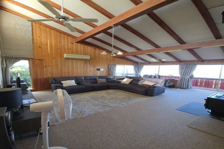 Photo of property in 13 Thompson Road, Bluff Hill, Napier, 4110