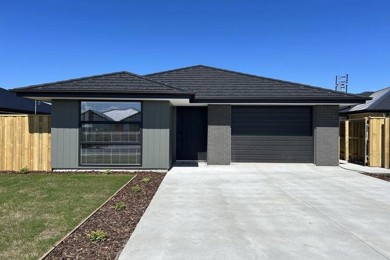 Photo of property in 4 Henshaw Street, Woodend, 7610