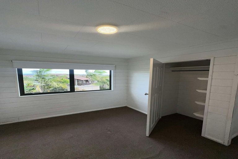 Photo of property in 4 Rotoma Rise, Clover Park, Auckland, 2019