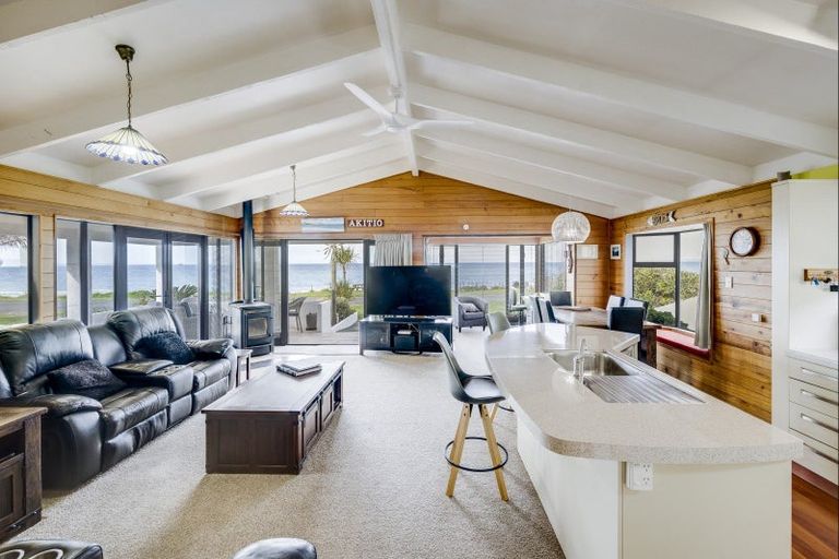 Photo of property in 109 North Shore Road, Eskdale, Napier, 4182