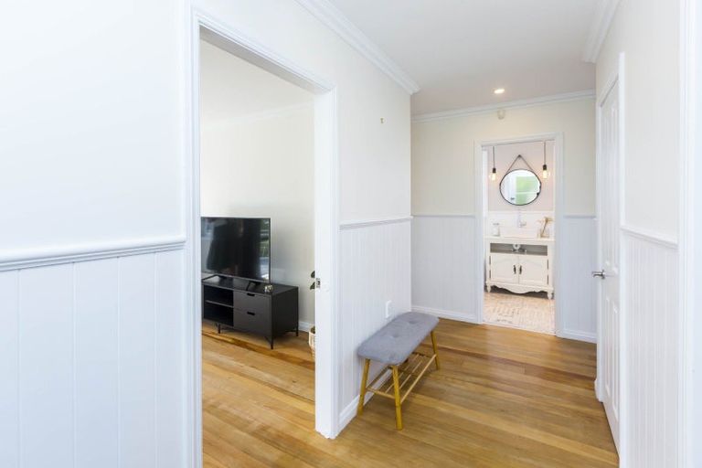 Photo of property in 16 Thackeray Street, Trentham, Upper Hutt, 5018