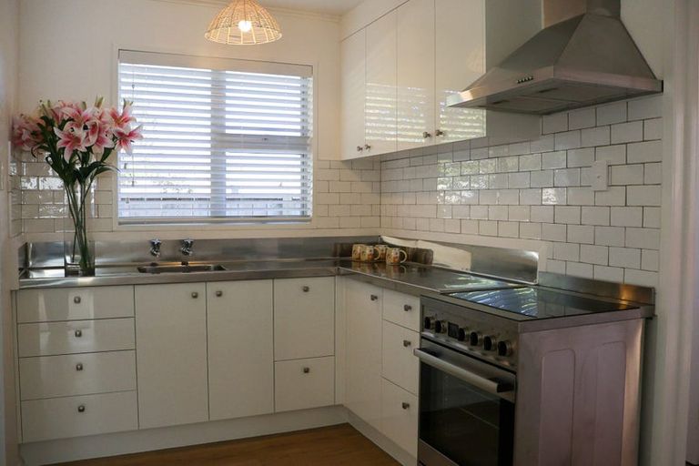 Photo of property in 1/175 Park Road, West End, Palmerston North, 4410
