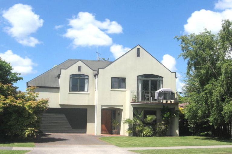 Photo of property in 101 Taylor Street, Cambridge, 3434