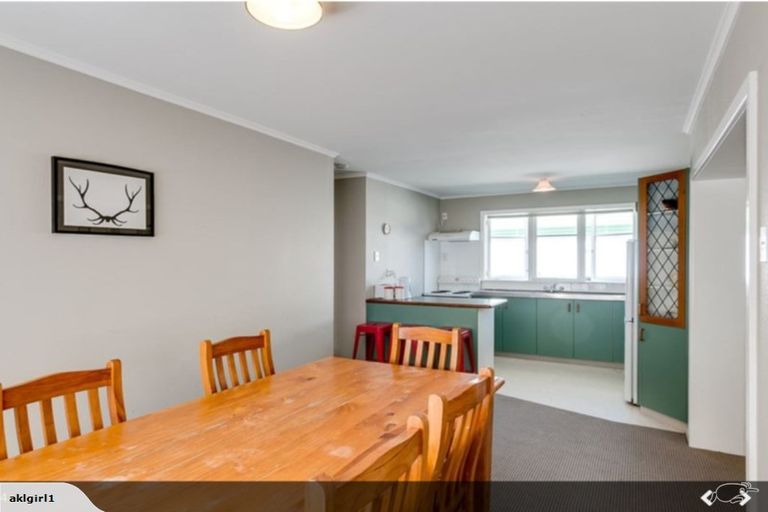 Photo of property in 184 Gloucester Street, Taradale, Napier, 4112