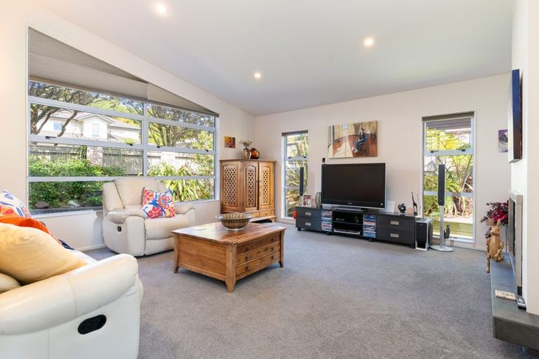 Photo of property in 11 Sedgley Grove, Churton Park, Wellington, 6037
