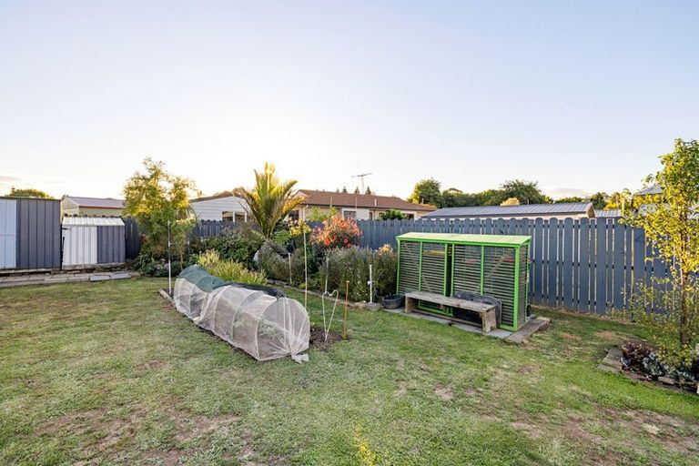 Photo of property in 17 Taksan Place, Pukete, Hamilton, 3200
