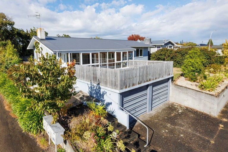 Photo of property in 34 Long Melford Road, Awapuni, Palmerston North, 4412