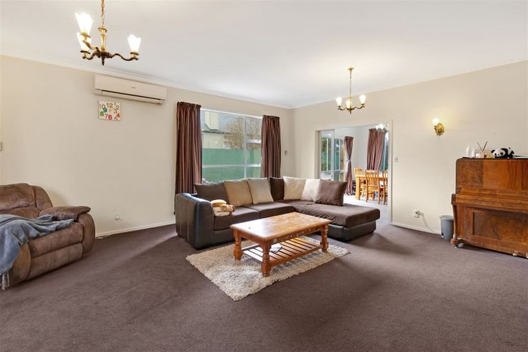 Photo of property in 32a Nortons Road, Avonhead, Christchurch, 8042