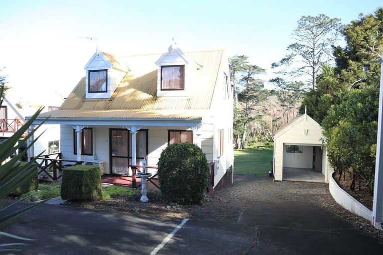 Photo of property in 79 Waimauku Station Road, Waimauku, 0812