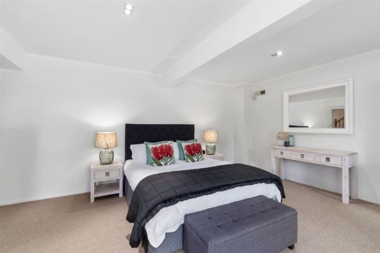 Photo of property in 1 Grove Road, Devonport, Auckland, 0624