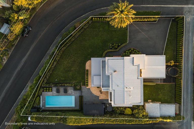 Photo of property in 65 Braid Road, St Andrews, Hamilton, 3200