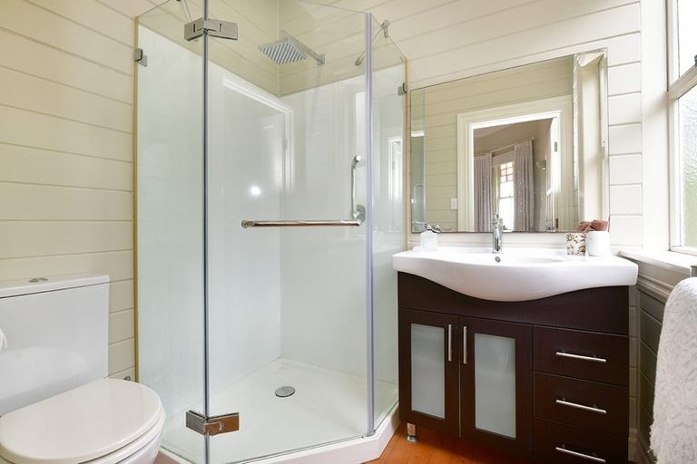 Photo of property in 17c Nelson Street, Helensville, 0800