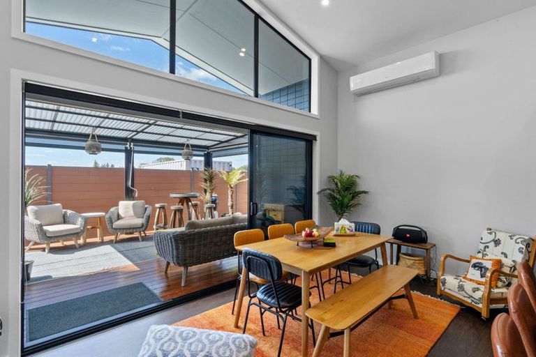 Photo of property in 7 Phoenix Palms Grove, Levin, 5510