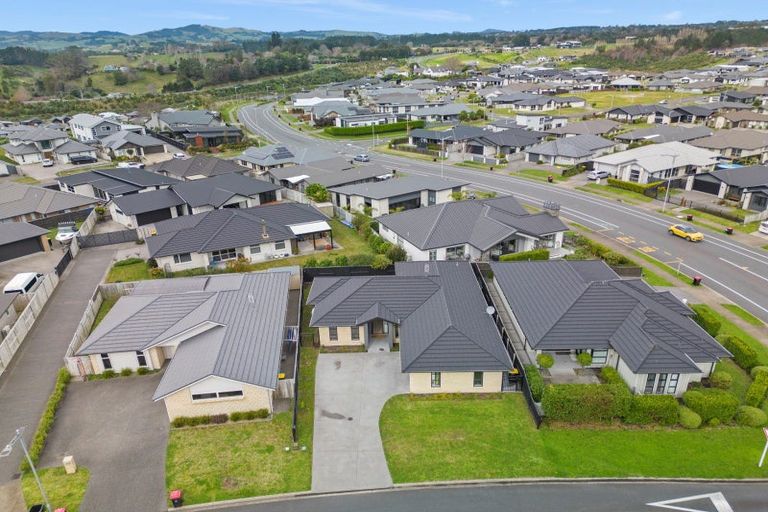 Photo of property in 59 Kahuparere Crescent, Pyes Pa, Tauranga, 3112