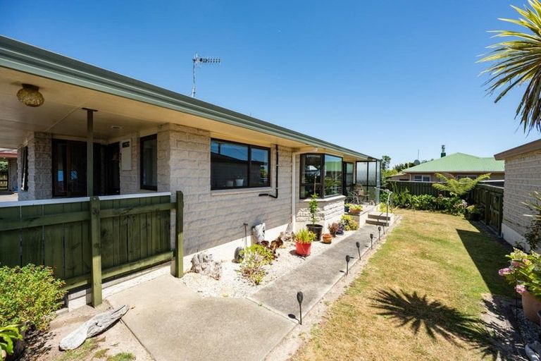 Photo of property in 2/14 Marsden Road, Stoke, Nelson, 7011