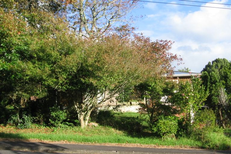 Photo of property in 6 Sherwood Avenue, Te Atatu South, Auckland, 0610
