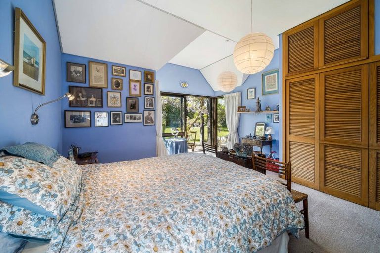 Photo of property in 11 Dunrobin Place, Avonhead, Christchurch, 8042