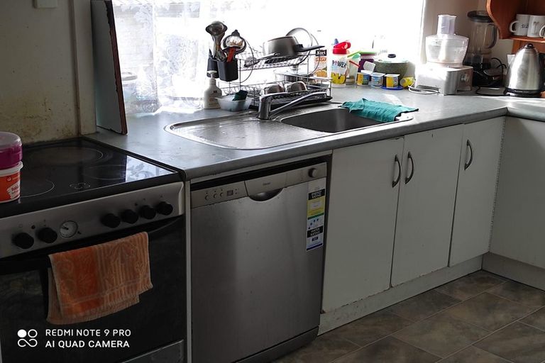 Photo of property in 36a Great South Road, Manurewa, Auckland, 2102