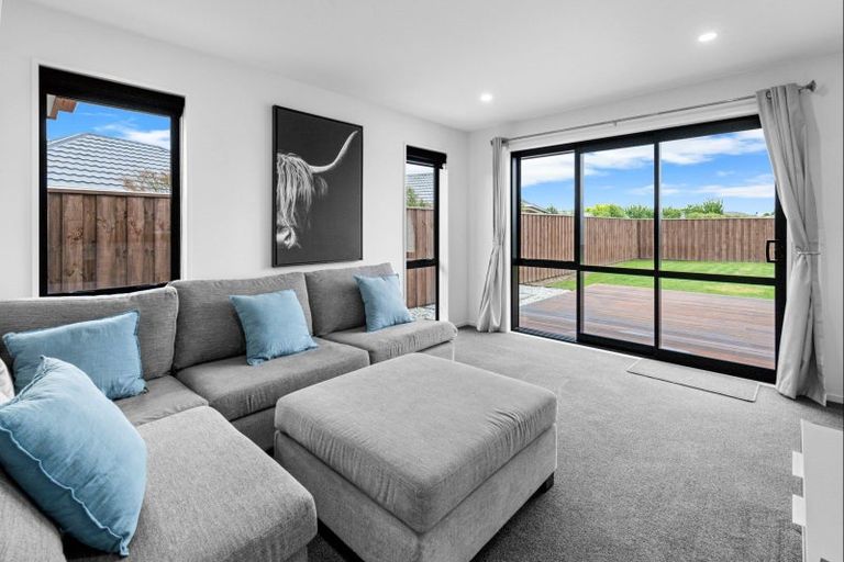 Photo of property in 35a Masefield Drive, Rolleston, 7614