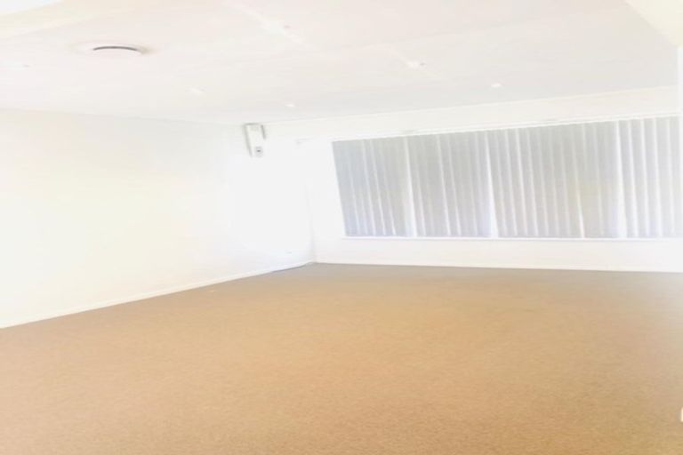 Photo of property in 62 Calthorp Close, Favona, Auckland, 2024