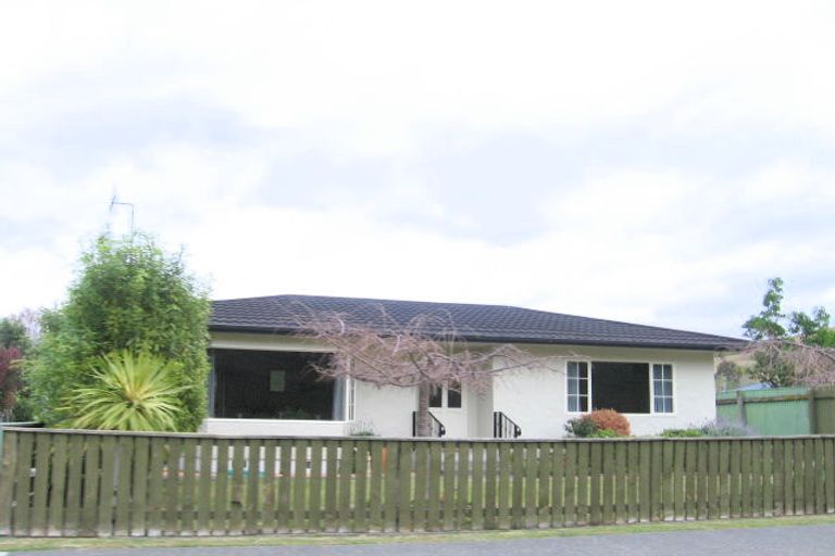 Photo of property in 20a Dolbel Street, Taradale, Napier, 4112