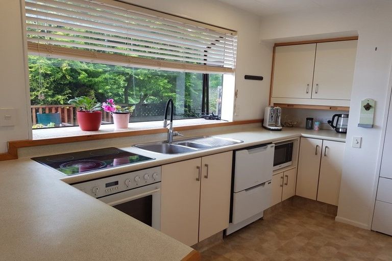 Photo of property in 25 Leeward Drive, Whitby, Porirua, 5024