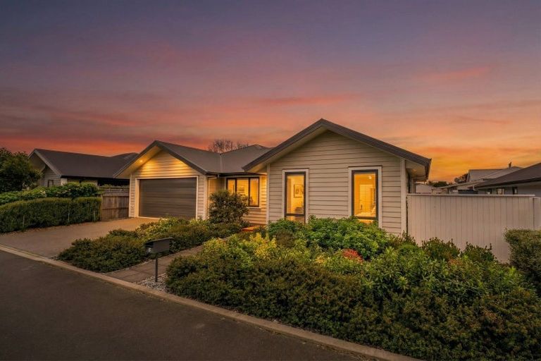 Photo of property in 4 Thomas Way, Brightwater, 7022