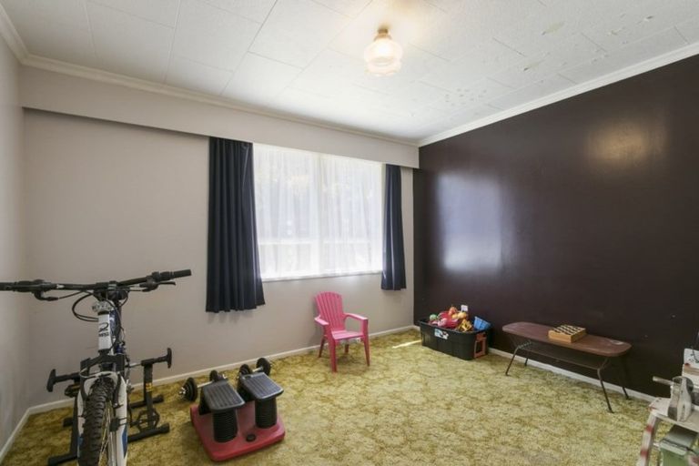 Photo of property in 20 Manurewa Grove, Wainuiomata, Lower Hutt, 5014