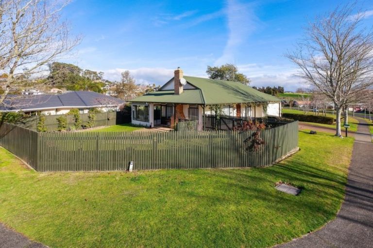 Photo of property in 2 Parkview Avenue, Western Heights, Hamilton, 3200
