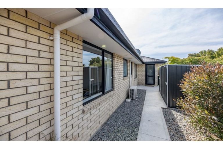 Photo of property in 26 Rochester Crescent, Rolleston, 7614