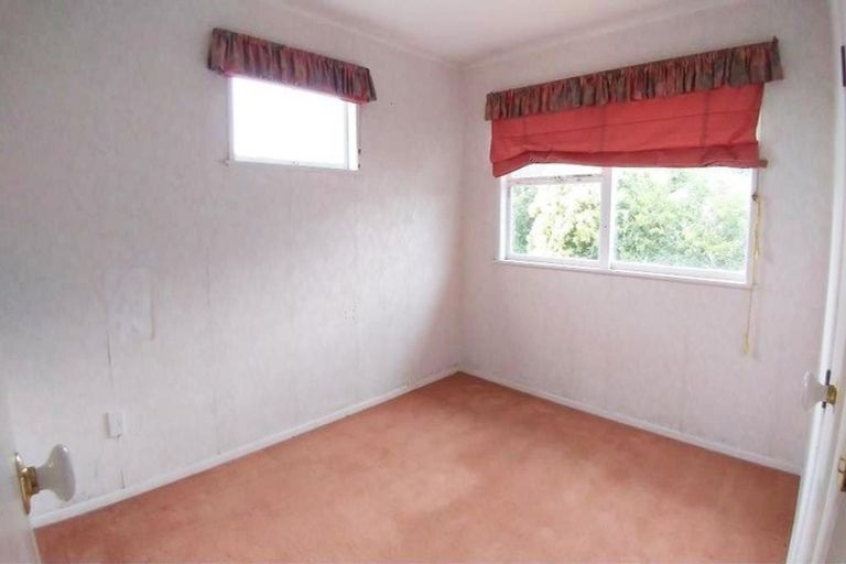 Photo of property in 117a Kia Ora Road, Beach Haven, Auckland, 0626