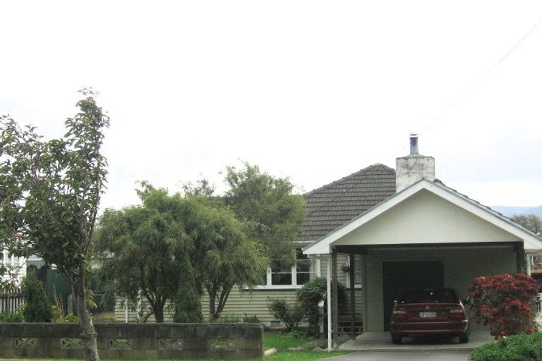 Photo of property in 22f1- Fraser Crescent, Elderslea, Upper Hutt, 5018