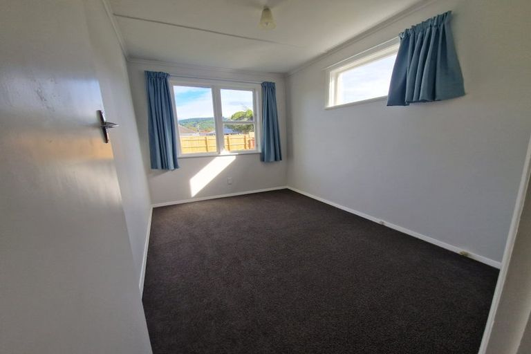 Photo of property in 35 Routley Crescent, Elderslea, Upper Hutt, 5018