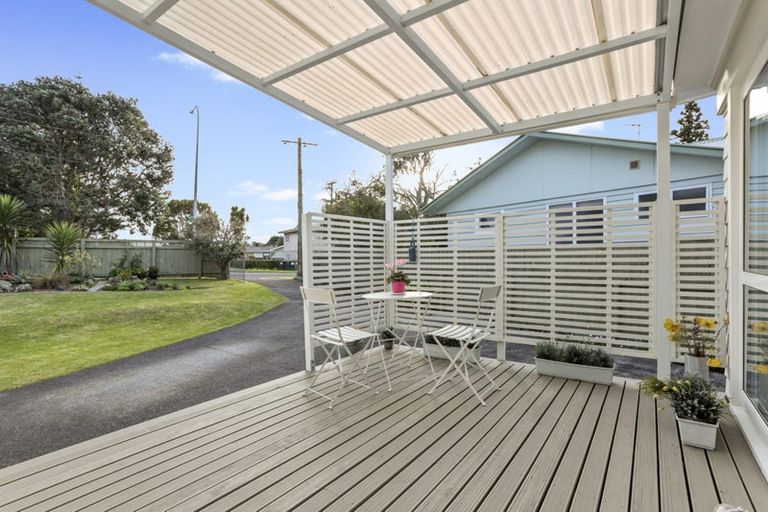 Photo of property in 89 Gloria Avenue, Te Atatu Peninsula, Auckland, 0610
