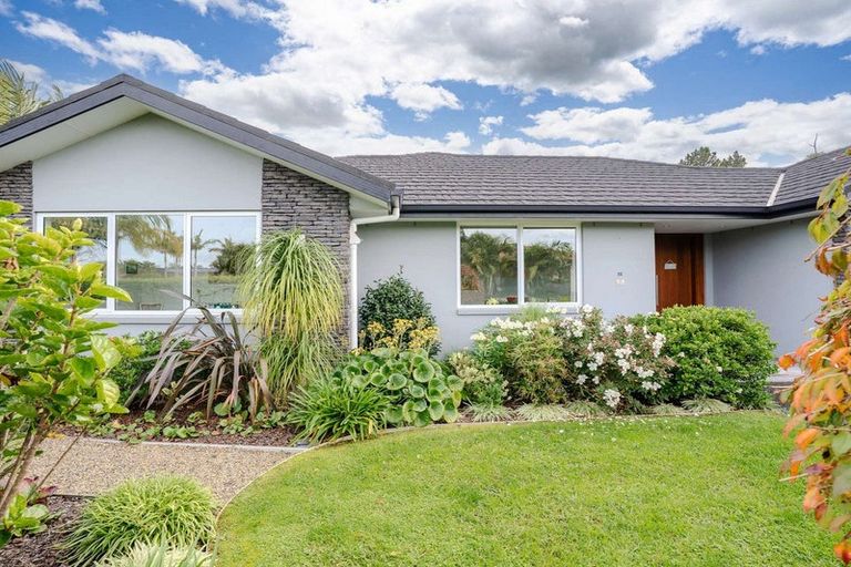 Photo of property in 35 Sarawak Drive, Kerikeri, 0230