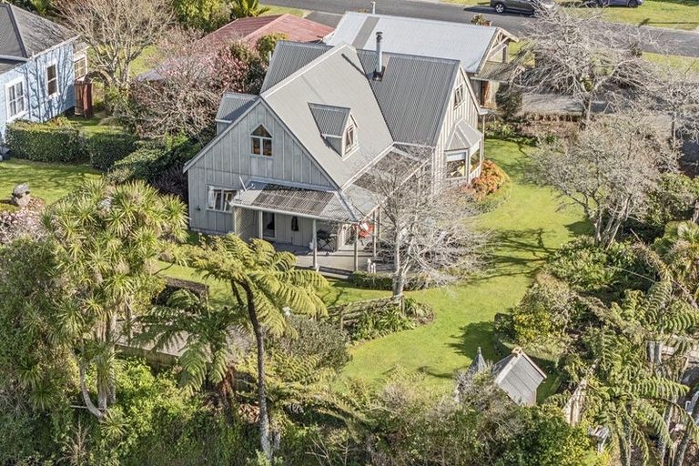 Photo of property in 5 Bosworth Street, Egmont Village, 4372