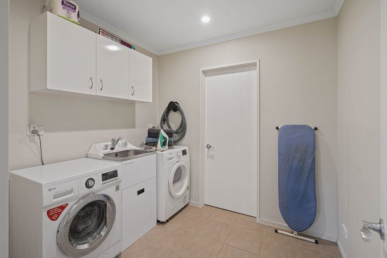 Photo of property in 8 Frame Crescent, Rolleston, 7614