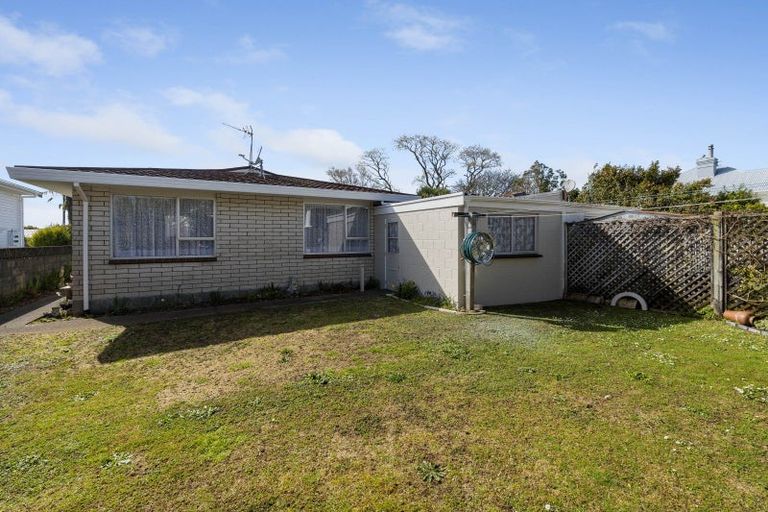 Photo of property in 17a Hamlet Street, Stratford, 4332