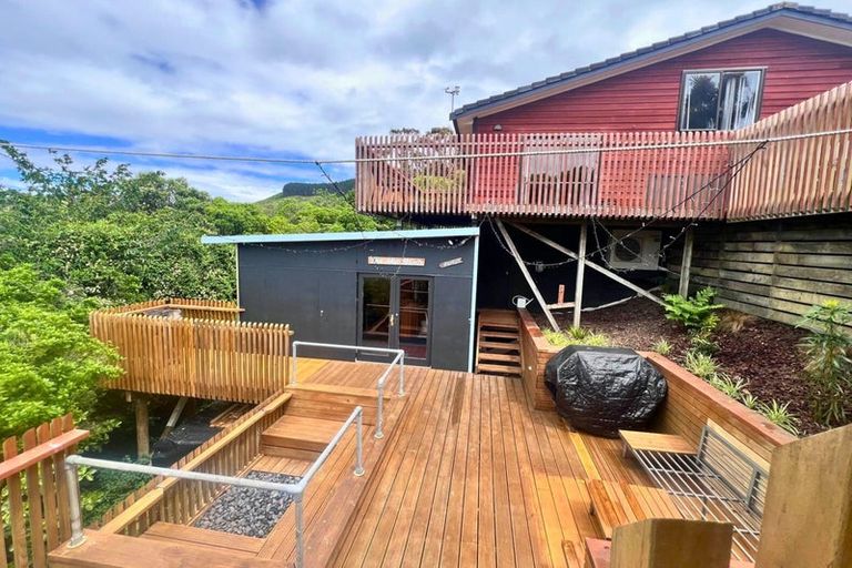 Photo of property in 35 Westhaven Drive, Tawa, Wellington, 5028