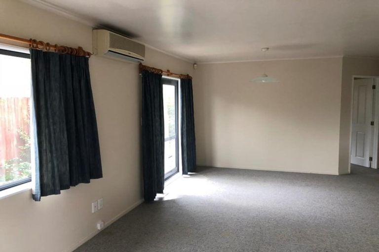 Photo of property in 4a Pono Place, Waiuku, 2123