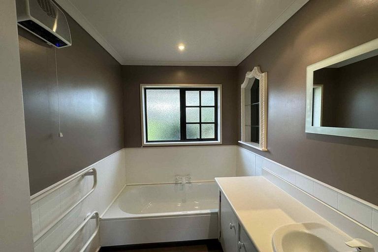 Photo of property in 5 Park Lane, Fairfield, Dunedin, 9018