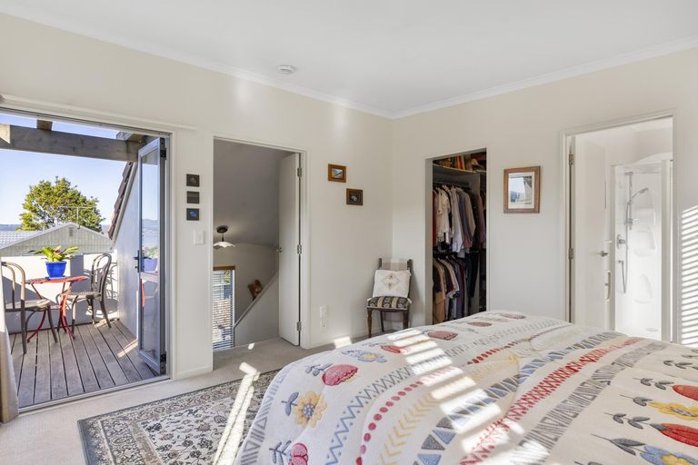 Photo of property in 718 Acacia Bay Road, Acacia Bay, Taupo, 3330