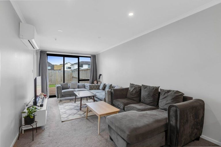 Photo of property in 8/16 Molesworth Street, Taita, Lower Hutt, 5011