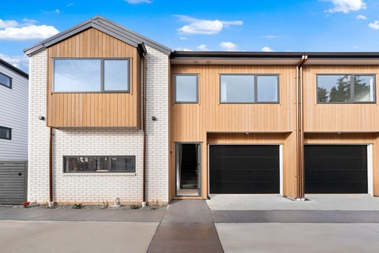 Photo of property in 27 Red Hill Road, Red Hill, Papakura, 2110