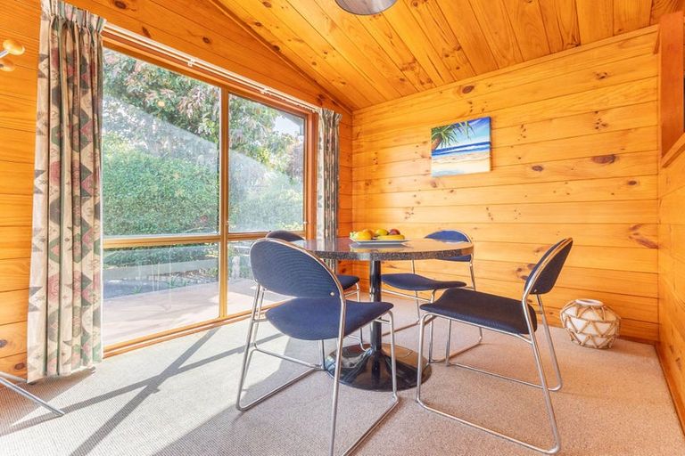 Photo of property in 6 Tahi Road, Paraparaumu Beach, Paraparaumu, 5032