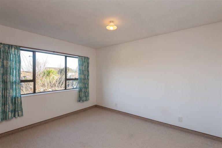 Photo of property in 11 Jamell Place, Avonhead, Christchurch, 8042