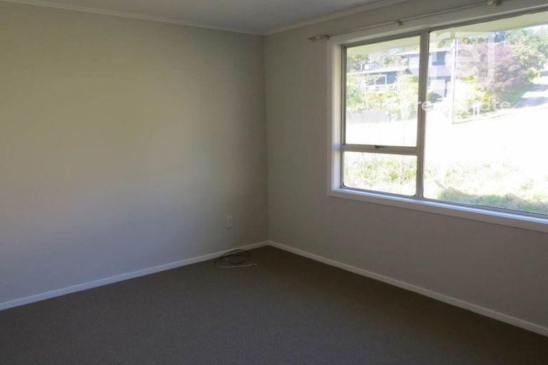 Photo of property in 59 Peach Road, Glenfield, Auckland, 0629